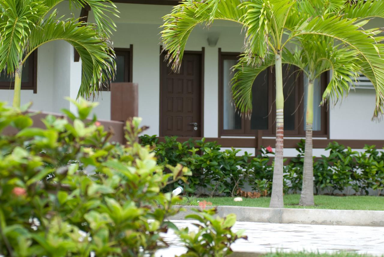 Oyo Hotel Arembepe Beach Hotel, Camacari Exterior foto